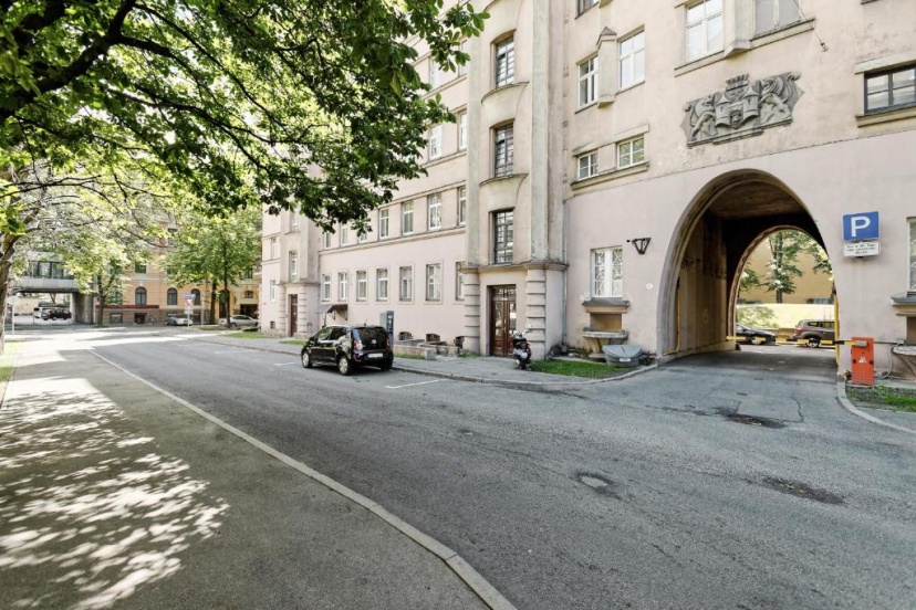 Цены на Ausekla Deluxe Apartment в риге