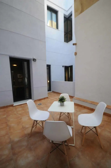 Catalina Suites Hotel 3* — забронировать отель в Валенсии