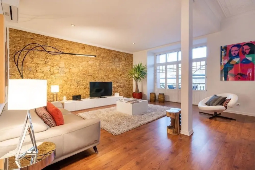 Wide and Modern Apartment in Lisbon — отзывы гостей и цены