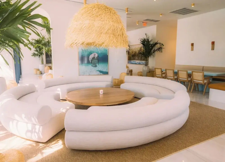 Flow Miami Hotel — отель с удобным расположением в Майами