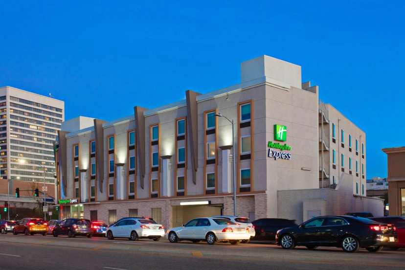 Holiday Inn Express West Los Angeles by IHG — отзывы гостей и цены