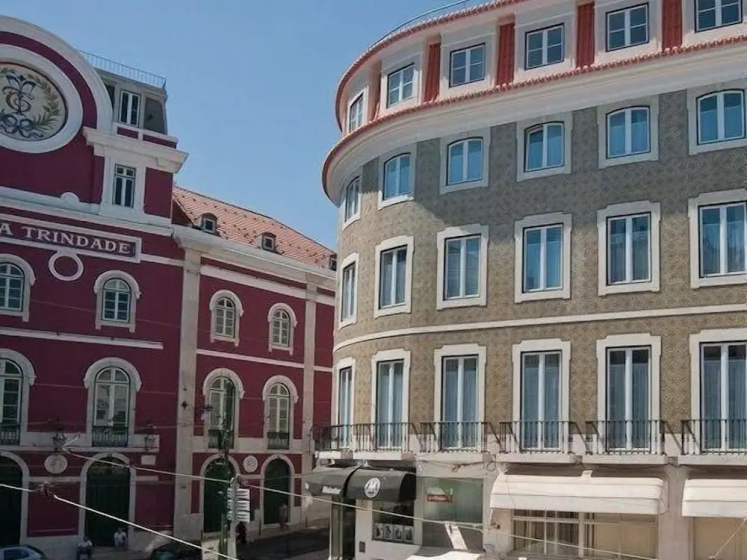 Teatro Boutique Rooms & Suites — отель с удобствами в Лиссабоне