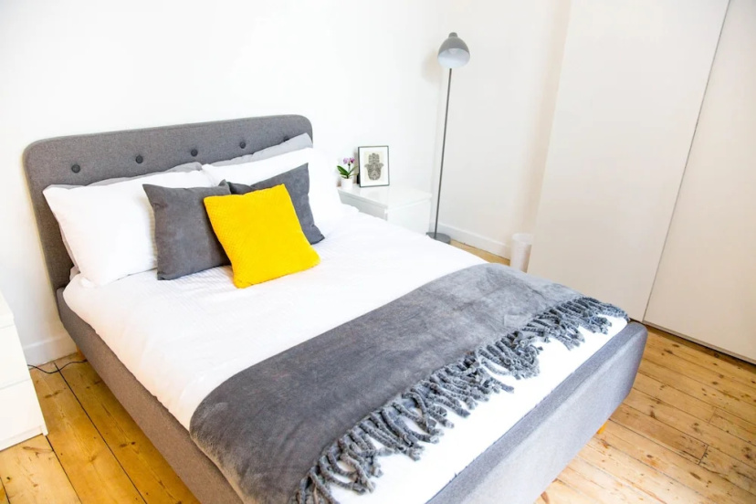 Spacious Two Bed in Hackney — отель с удобным расположением в Лондоне