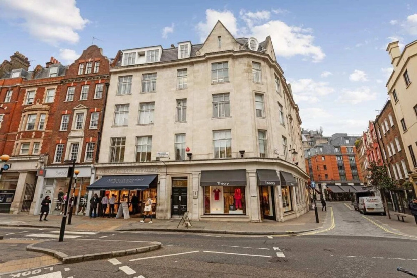 Cosy Duplex Apartment In the Heart of Marylebone — забронировать отель в Лондоне