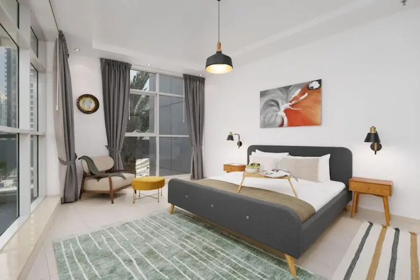 Maison Privee - Bright & Trendy Apt Steps Away from JBR Beach — комфортный отель в Дубае