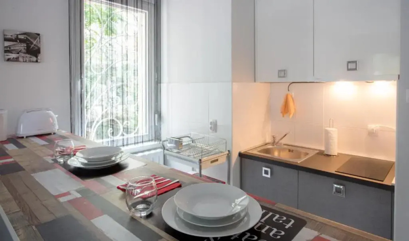 Lea Apartment — отель с удобствами в Белграде