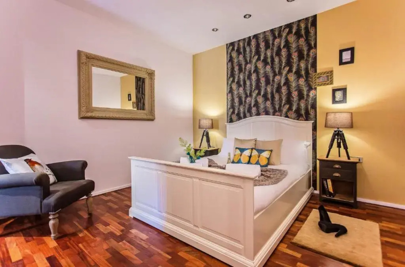 Sweet Inn Apartment - Dalí Apartment Gracia — комфортный отель в Барселоне