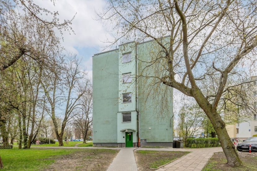 Black & Wooden Apartment by Renters — отель в Варшаве, Польша