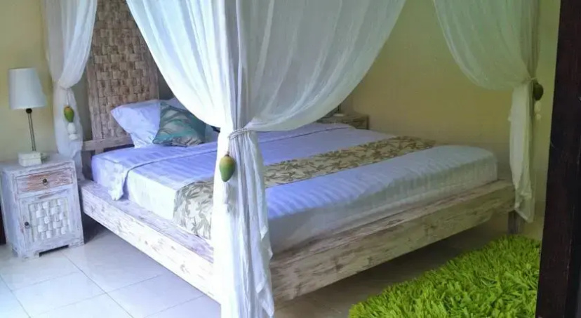 Enjoy Seminyak Villa — забронировать отель в Кута