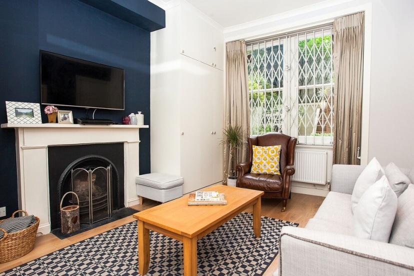 1 Bedroom Garden Apartment Near Gloucester Road Station 3 — отель в Лондоне, Соединенное Королевство