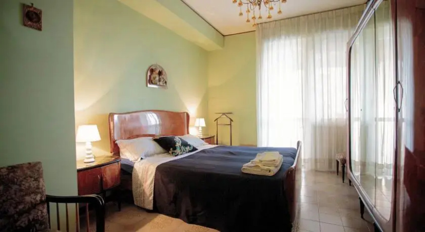 Grande Appartamento in Stile Classico — отель с удобствами в Риме