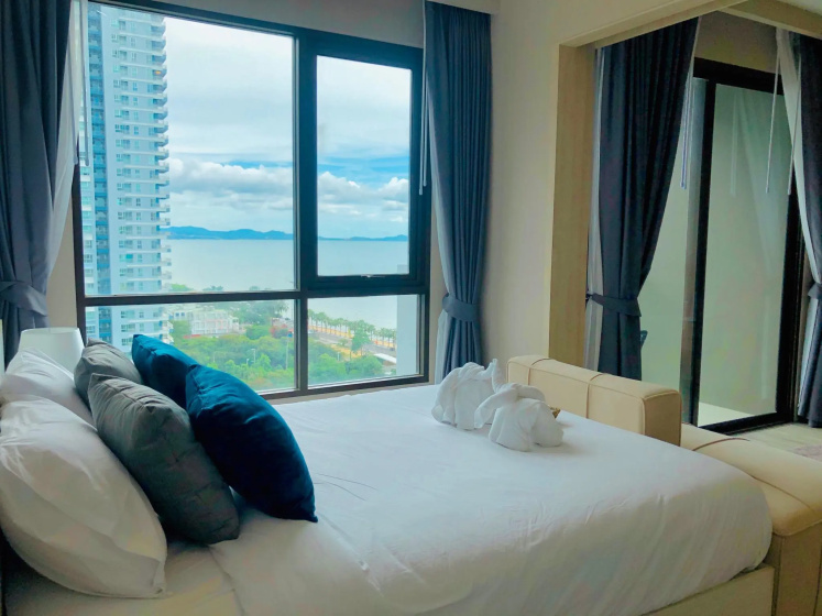 Beachfront Jomtien -Pattaya Smile — отель с удобствами в Паттайе