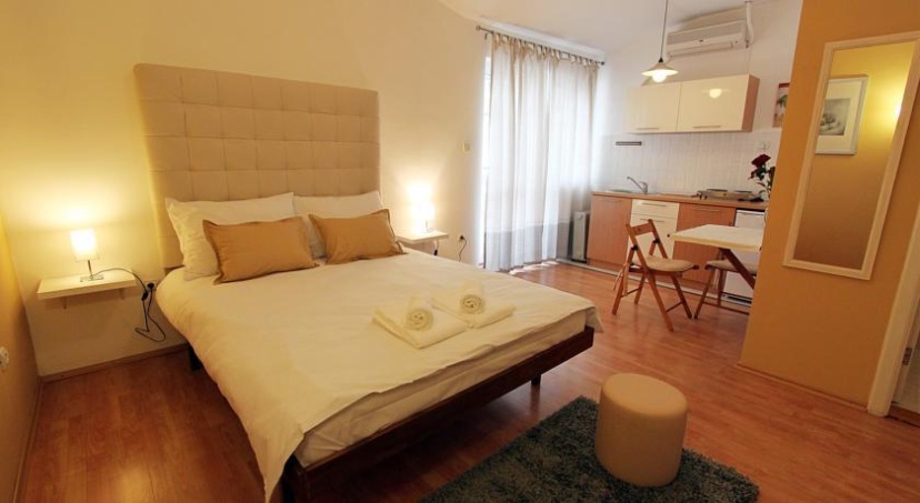 Slavia Square Belgrade Apartments — отзывы гостей и цены