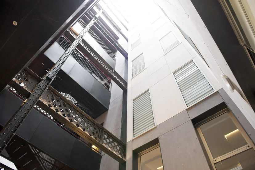 MH Apartments Barcelona 4 — отель в Барселоне, Испания