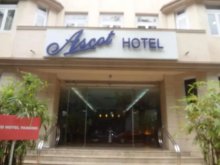 Цены на Ascot Hotel в Мумбаи