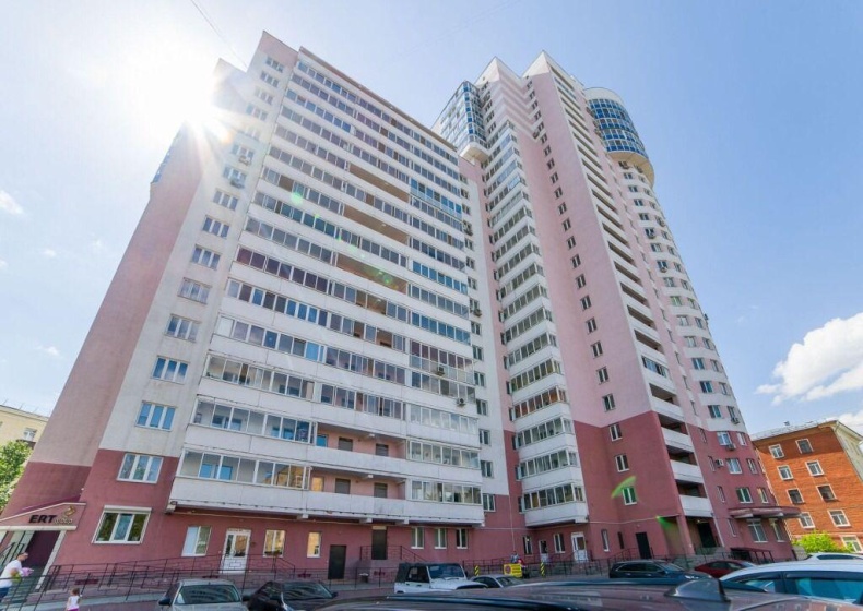 Европа Центр на проспекте Космонавтов 46А — забронировать отель в Екатеринбурге