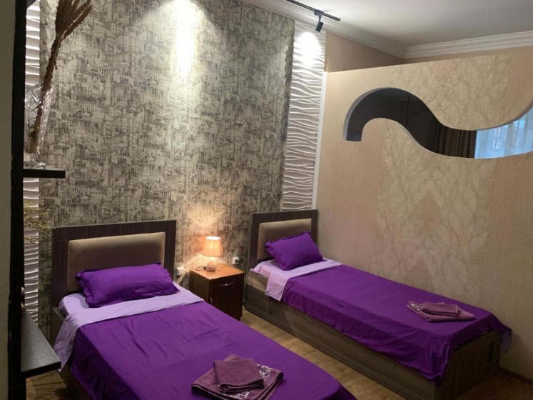 Цены на Downtown-home in the heart of old Tbilisi в Тбилиси