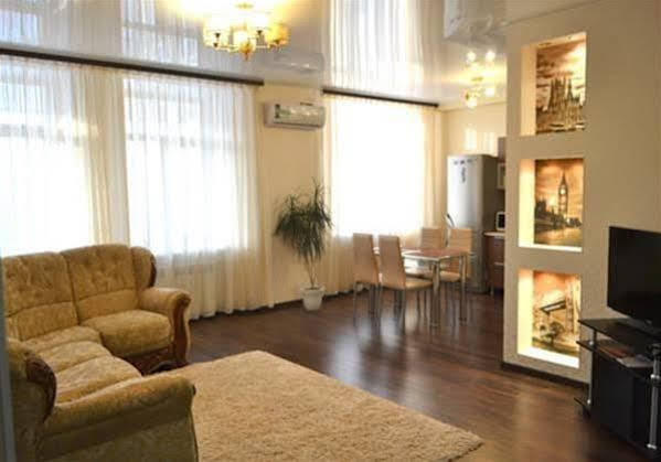 Homehotel Apartment — забронировать отель в Комсомольск-на-Амуре