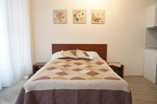 Pragueforyou Apartments - Soukenicka — забронировать отель в Праге