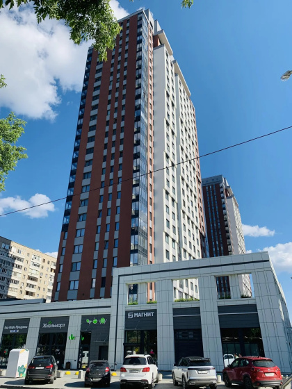Цены на Апартаменты на улице Азина 25 в Екатеринбурге