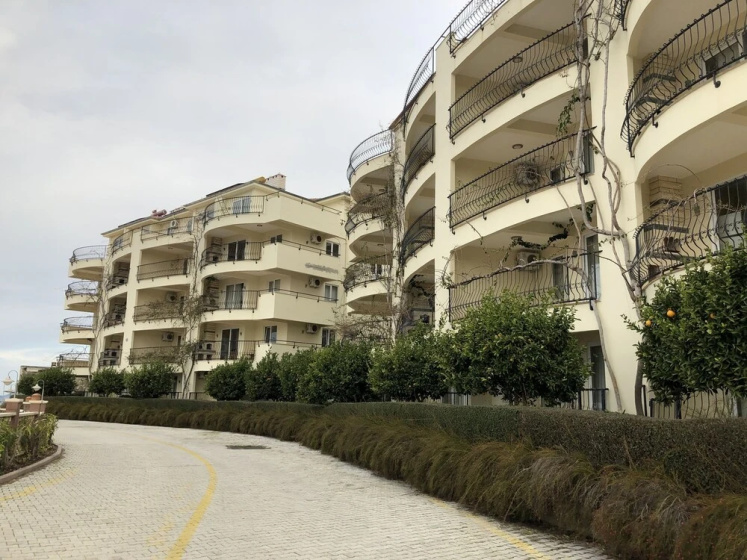 Gold City 3 Bedroom Villa 3 — забронировать отель в Аланье