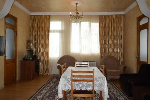 Guest House Petre Iberi 4 — отель с удобствами в Батуми