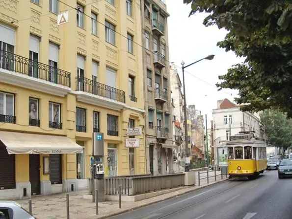 Residencial Roxi — отель в Лиссабоне, Португалия