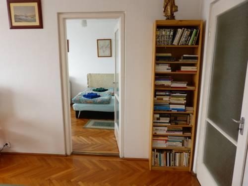 Óbuda Apartments — отель с удобствами в Будапеште
