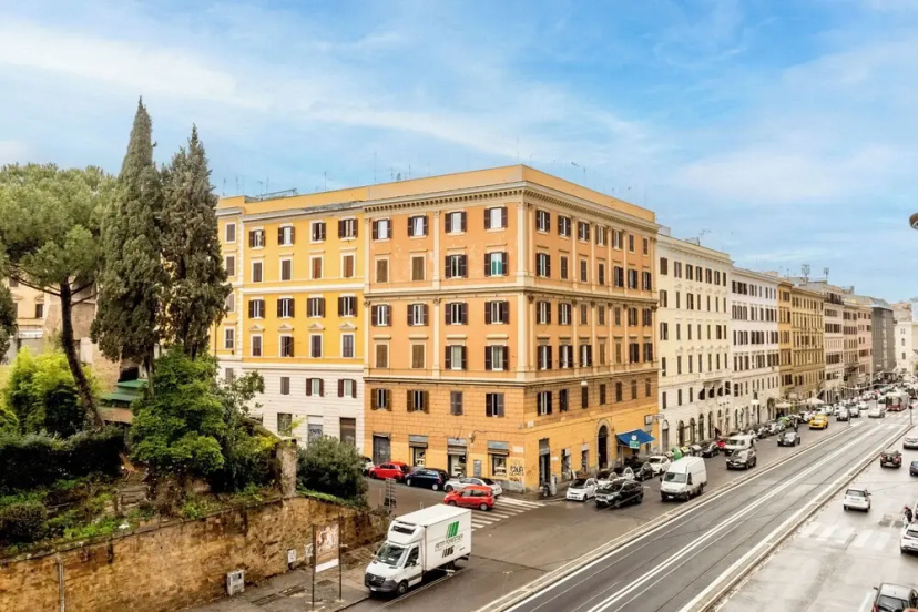 Emanuele House by Ghor — забронировать отель в Риме