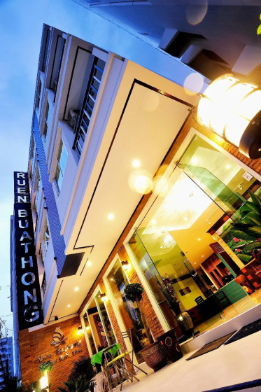 Ruen Buathong Boutique Hotel — отель с отзывами гостей в Патонг