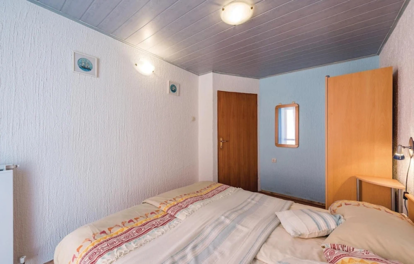 Beautiful Home in Porec With Wifi and 1 Bedrooms - Hotel in Porec - Photo 1