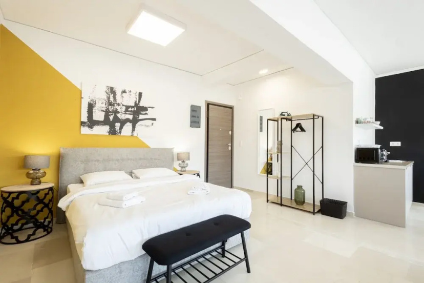 Spacious Urban Retreat Central 2-bedroom Haven for 8 — отзывы гостей и цены