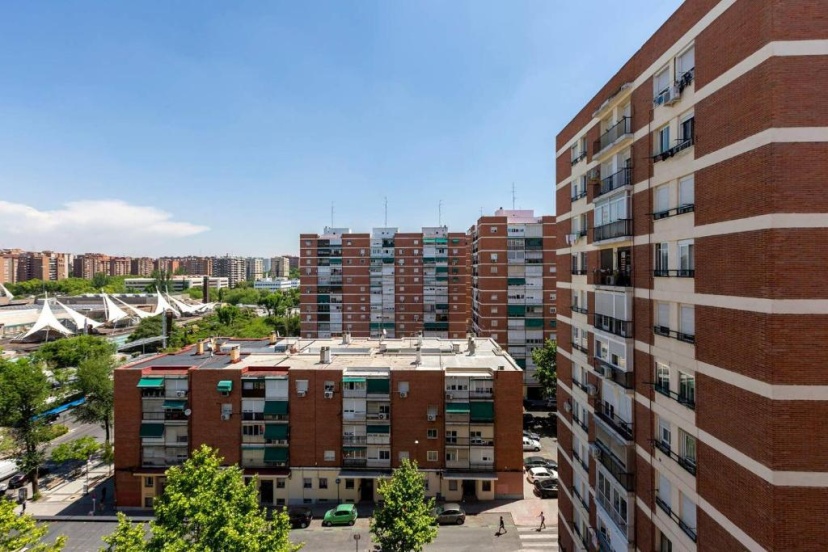 Apartamentos La Vaguada Suites — комфортный отель в Мадриде