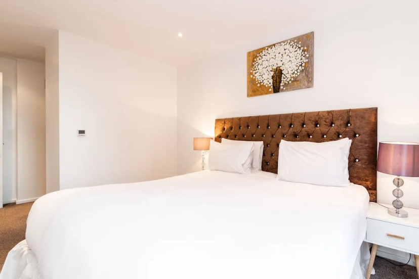 Цены на Austin David Apartments - Le Reposant в Лондоне