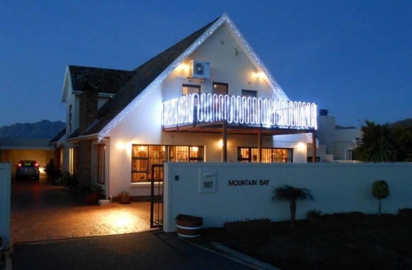 Mountain Bay Self Catering Apartments — отзывы гостей и цены