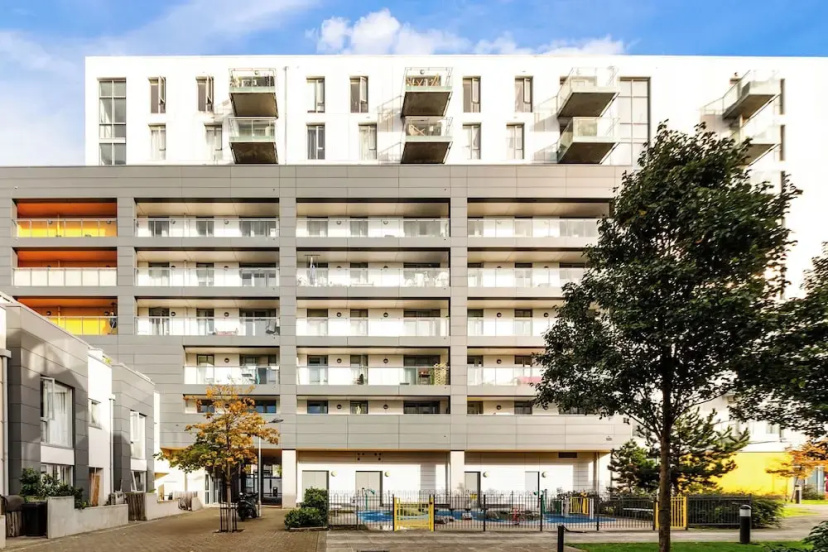 Цены на Luxury 2 bed 2 Bath Apartment in Canary Wharf в Лондоне