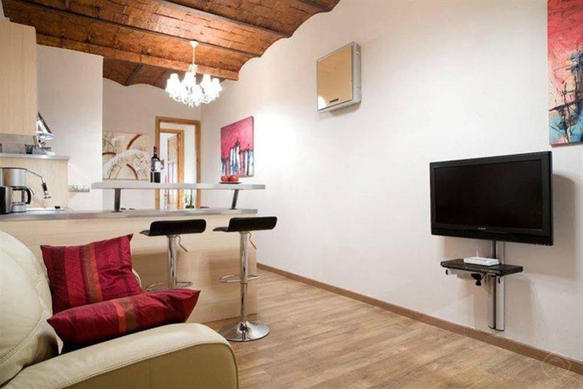 Eixample Apartments Arena Shopping Area — отель в Барселоне, Испания
