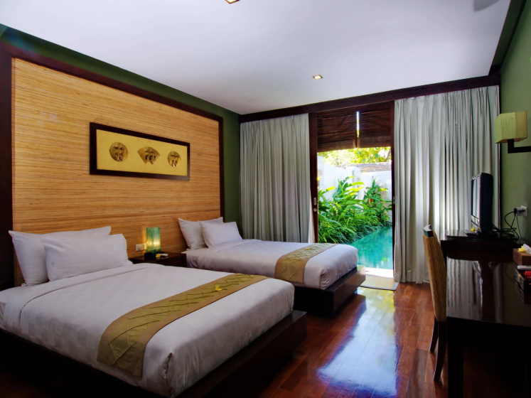 Pradha Villas Seminyak — комфортный отель в Кута