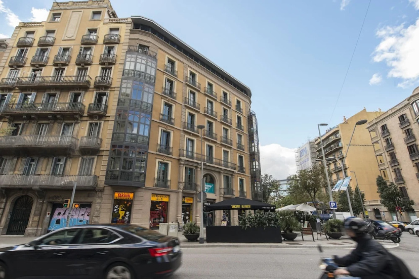 SIBS BALMES - Apartamento Romántico — забронировать отель в Барселоне
