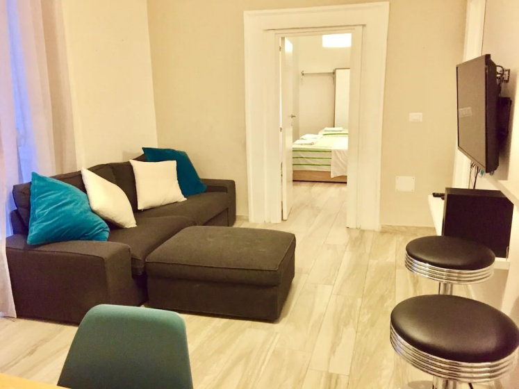 Napoli Flats — отель с удобствами в Неаполе