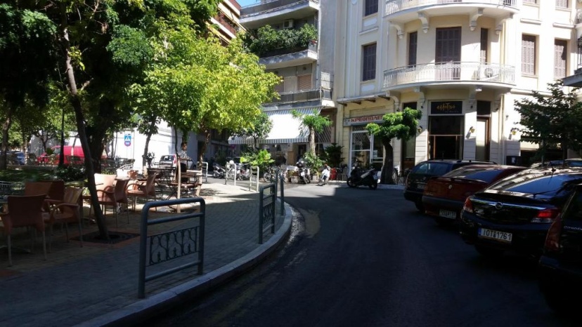 Errathens Wheat Apartment - Athens Center, 3 Bd, 1 Bath — забронировать отель в Афины