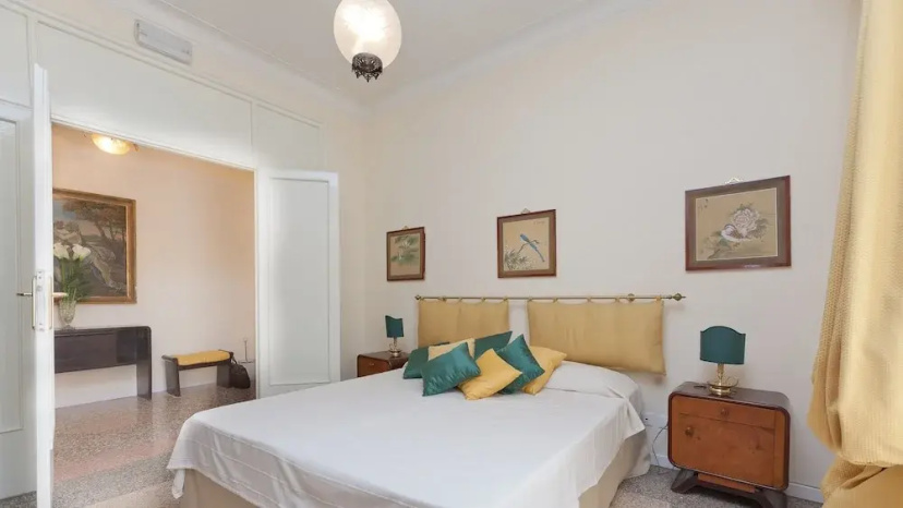 Rental In Rome Vatican Vintage Apartment — комфортный отель в Риме