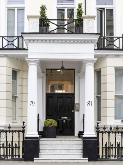 Цены на Modern 2 Double Bedroom Apartment in Kensington в Лондоне