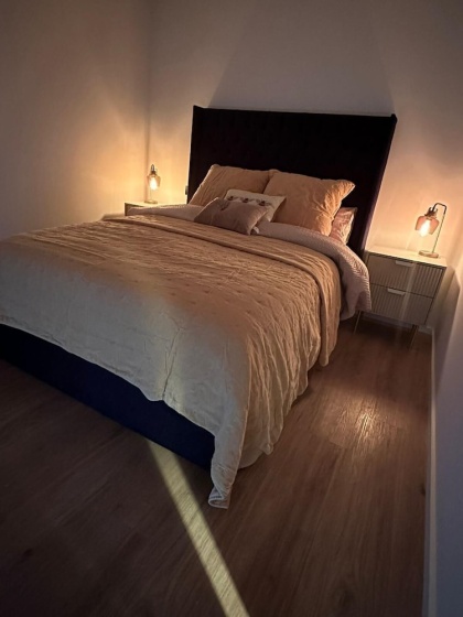Beehive Suite - City Chic London Apartment — комфортный отель в Лондоне