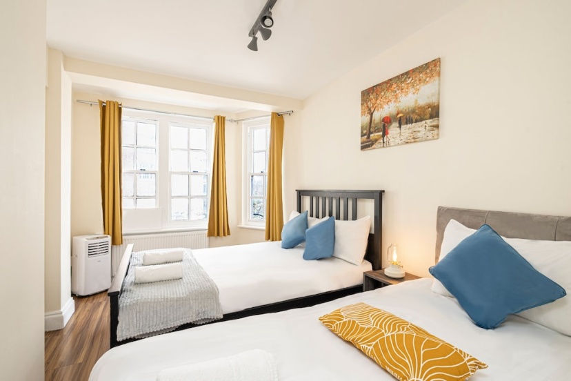 Nice 3 Bedrooms Apartment Near Hyde Park & Oxford St — отзывы гостей и цены