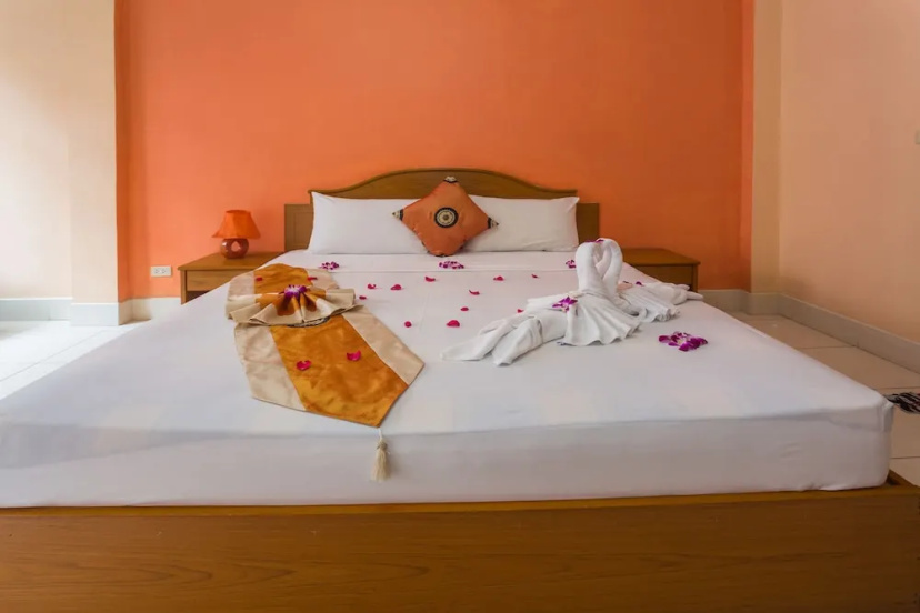 Belvedere Guest House 2 — отель в Патонг, Таиланд