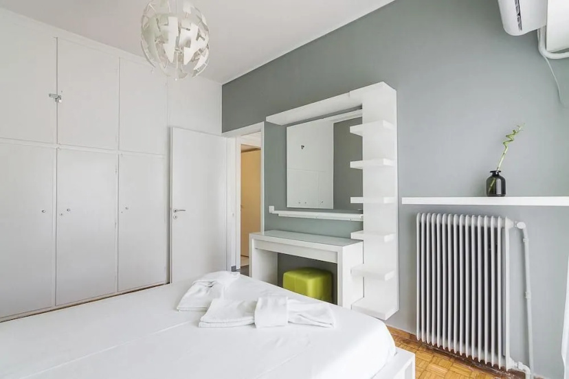 Brand new Stylish 2 bedroom apartment — отель с удобным расположением в Афины