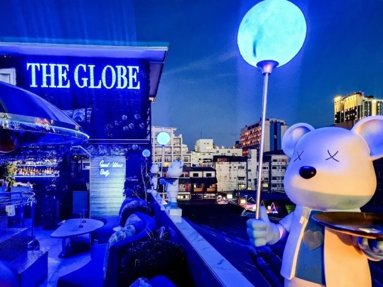 Цены на The Globe Hotel Bar and Restaurant в Паттайе
