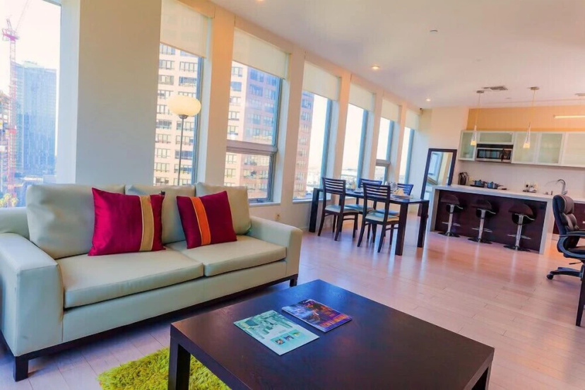 The Emery by Haiasa Apartments — отель с удобствами в Лос-Анджелесе