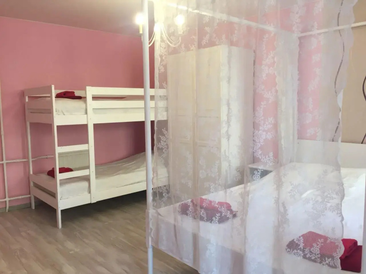 Old Flat (Олд Флэт) на улице 8-ая Советская 28 — отель в Санкт-Петербурге, Россия